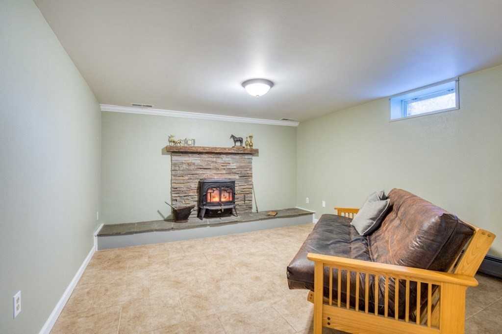 113 Bennett Road Hampden, MA 01036 - Photo 17 of 42