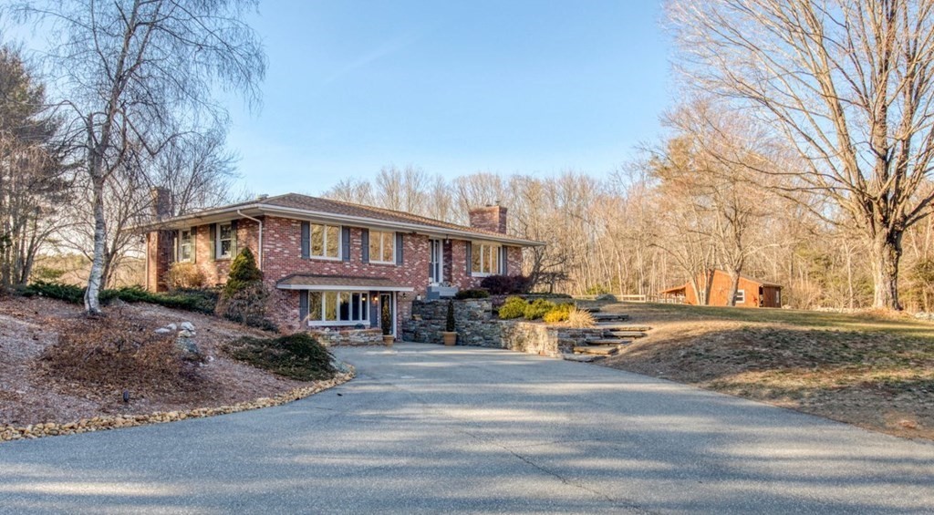 113 Bennett Road Hampden, MA 01036 - Photo 2 of 42