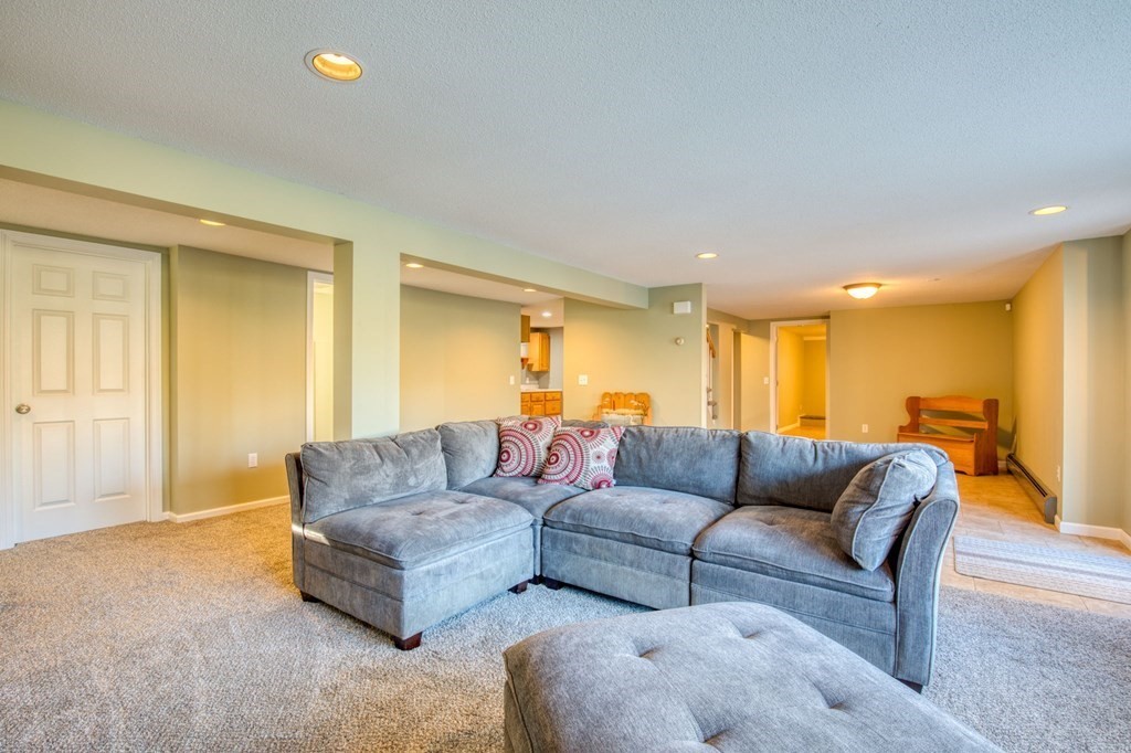 113 Bennett Road Hampden, MA 01036 - Photo 24 of 42