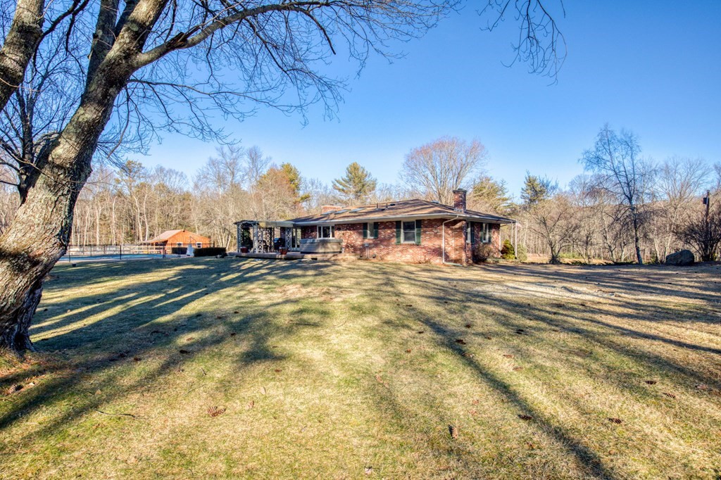 113 Bennett Road Hampden, MA 01036 - Photo 28 of 42