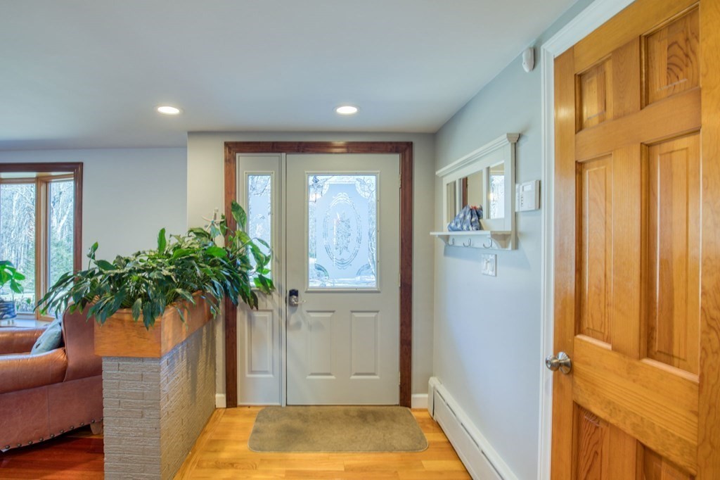 113 Bennett Road Hampden, MA 01036 - Photo 3 of 42
