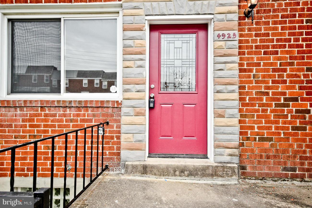 4925 Greencrest Road Baltimore, MD 21206 - Photo 3 of 26 Exterior (Front)