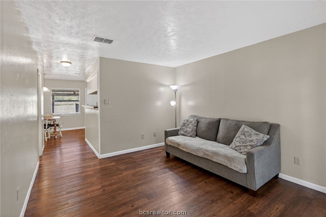 1400 Summit Street, Unit B College Station, TX 77845 - Photo 6 of 27