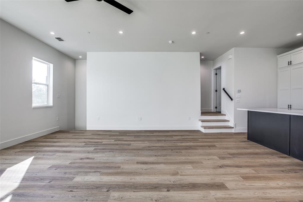 2143 Mail Avenue, Unit 103 Dallas, TX 75235 - Photo 9 of 28