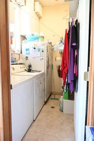 a view of a walk in closet