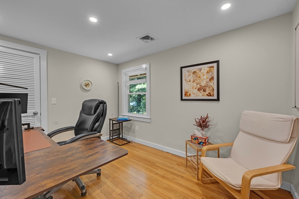 103 Newtown Road Acton, MA 01720 - Photo 15 of 34