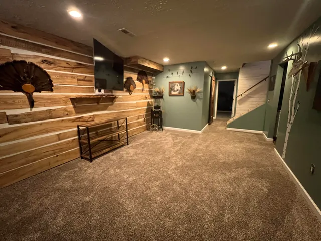 $279,900 | 111 Foxtail Drive, Ionia, MI 48846