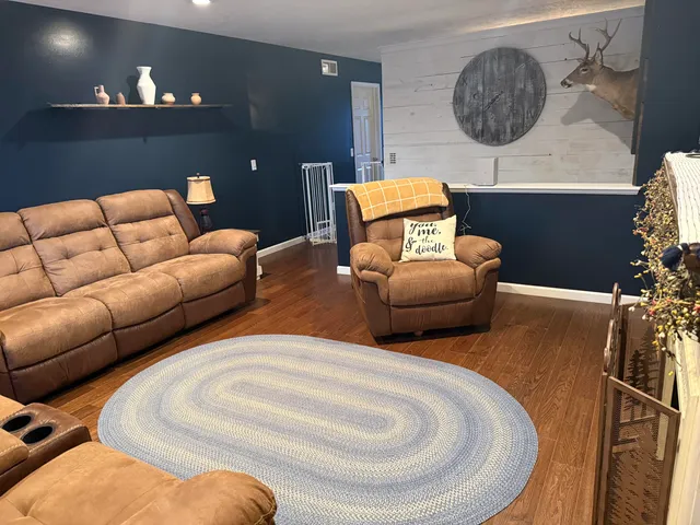 $279,900 | 111 Foxtail Drive, Ionia, MI 48846