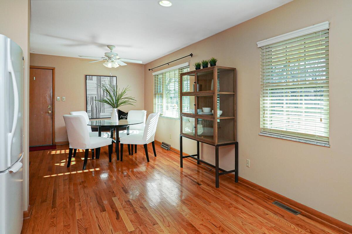 1518 Fishinger Road Columbus, OH 43221 - Photo 15 of 41 eating space 1