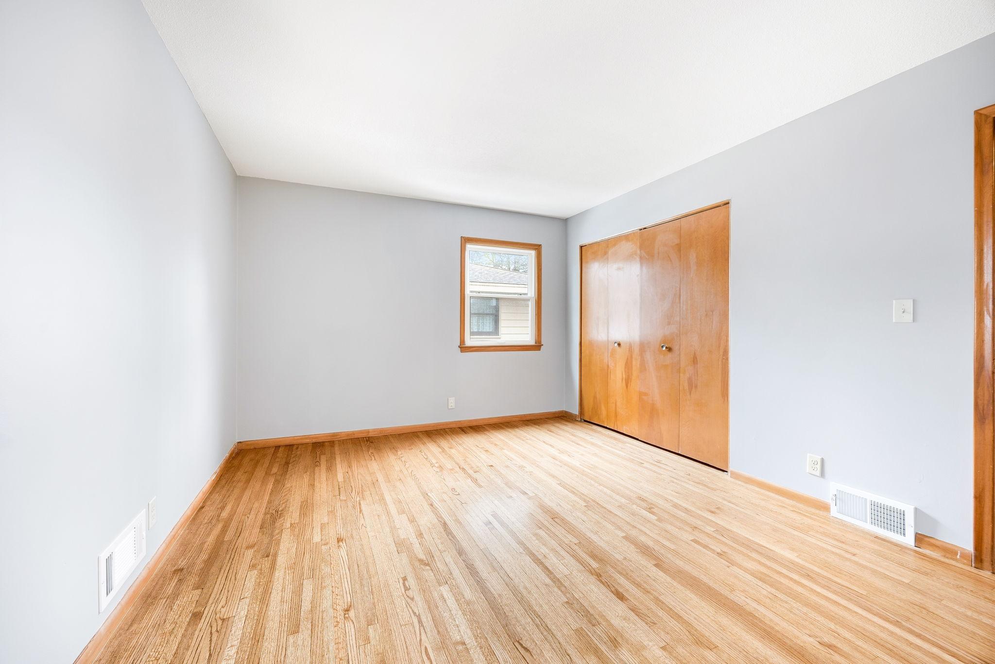 8309 Harrison Road Bloomington, MN 55437 - Photo 17 of 31