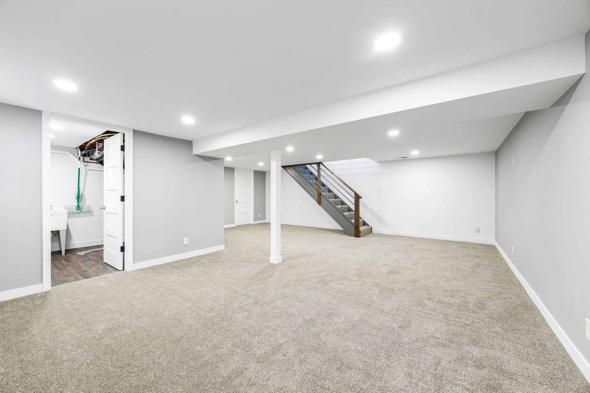 8309 Harrison Road Bloomington, MN 55437 - Photo 20 of 31