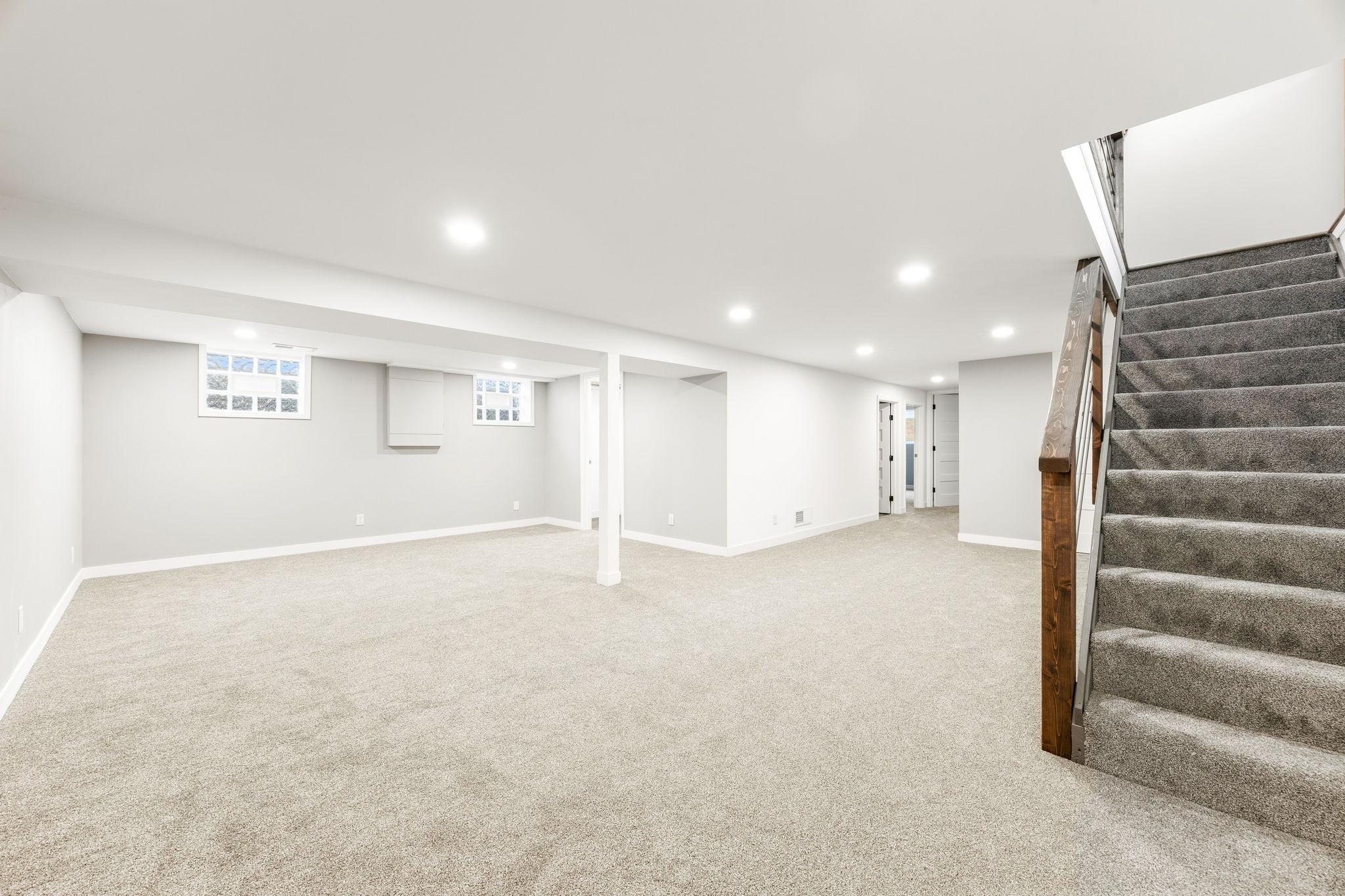 8309 Harrison Road Bloomington, MN 55437 - Photo 22 of 31