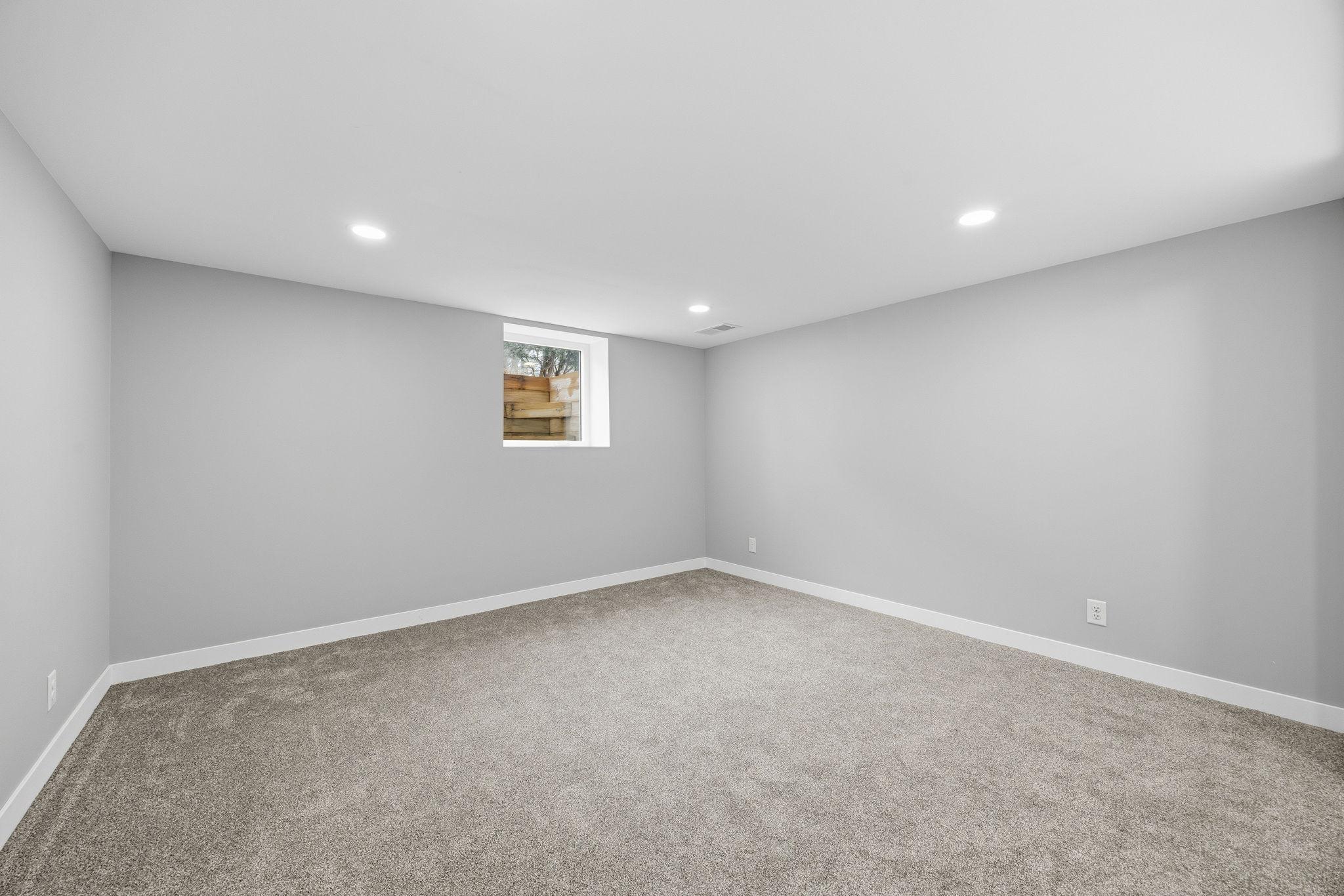 8309 Harrison Road Bloomington, MN 55437 - Photo 27 of 31