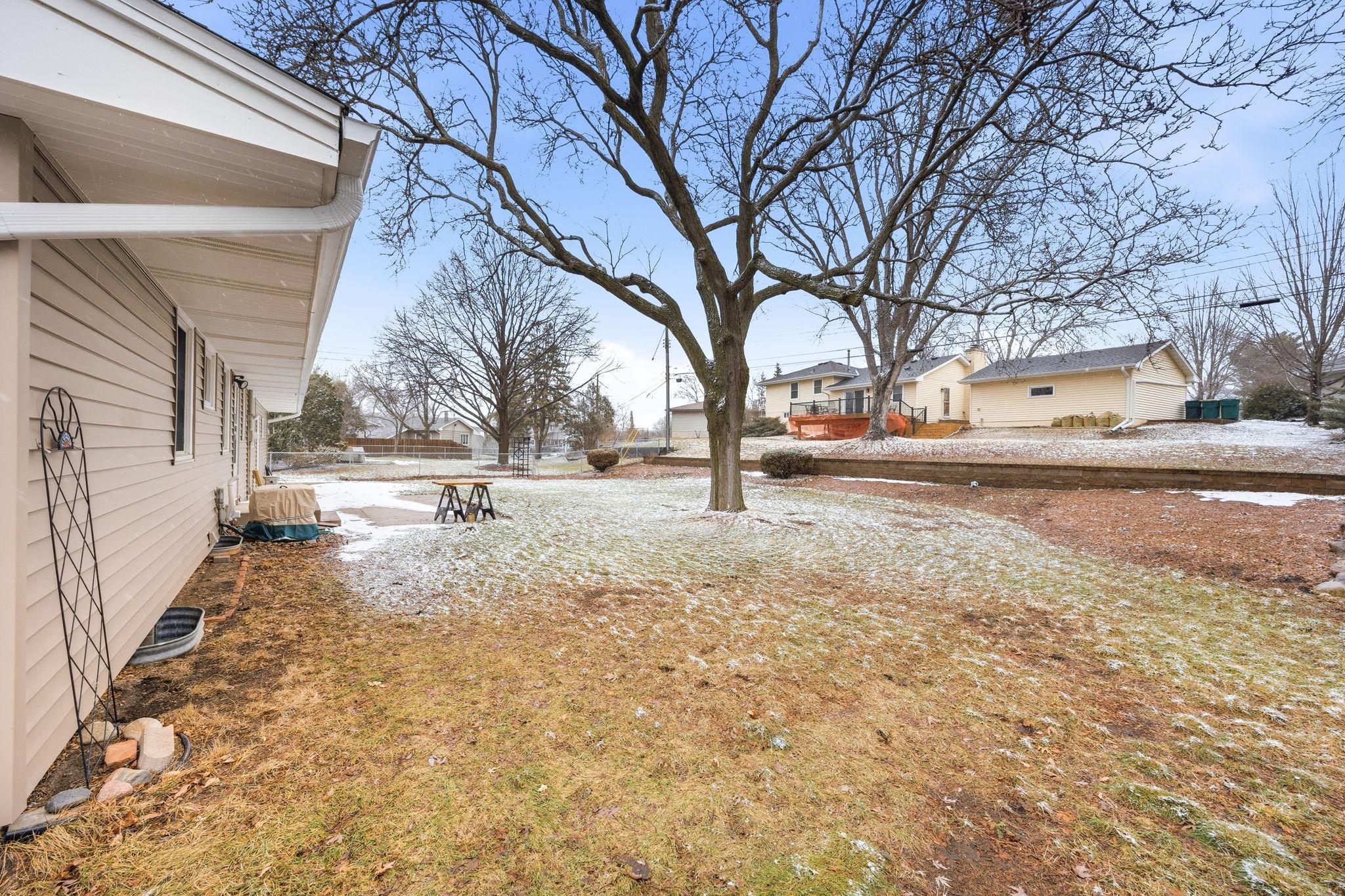 8309 Harrison Road Bloomington, MN 55437 - Photo 30 of 31