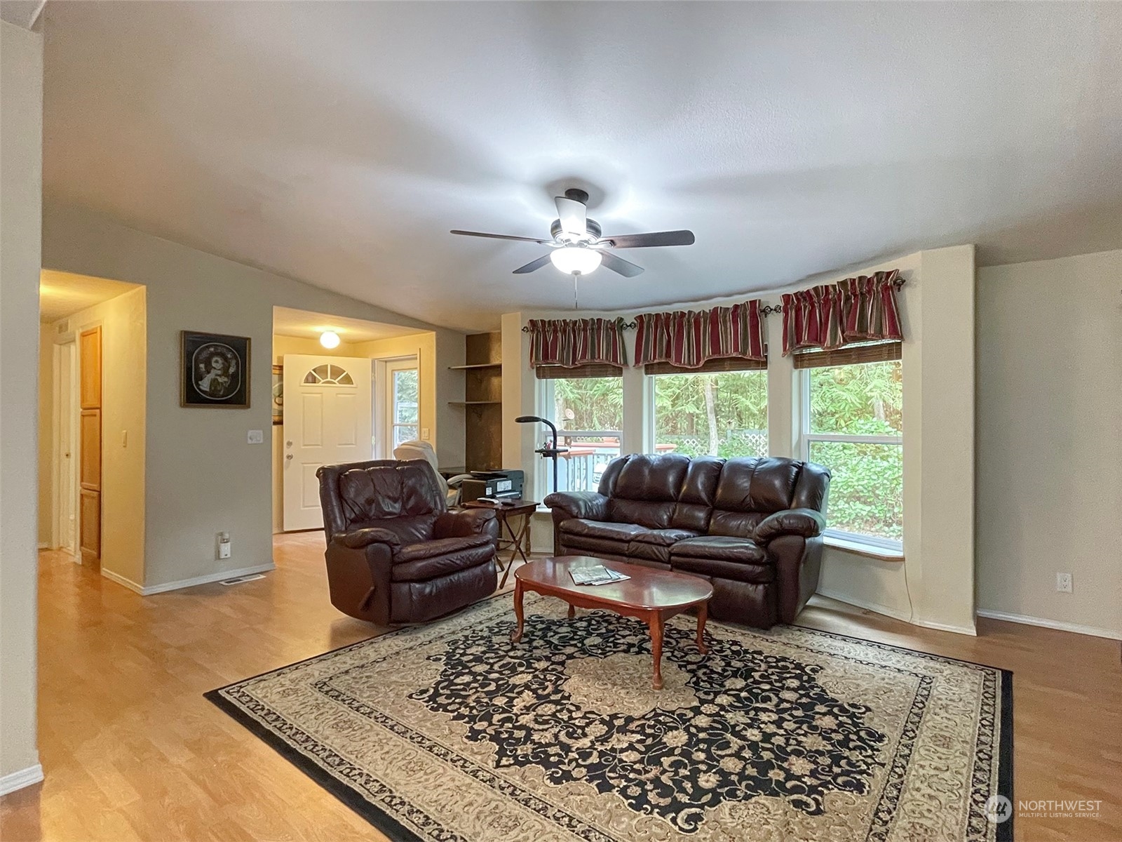 173 Rhododendron Drive Sequim, WA 98382 - Photo 6 of 40 Gallery Image 6