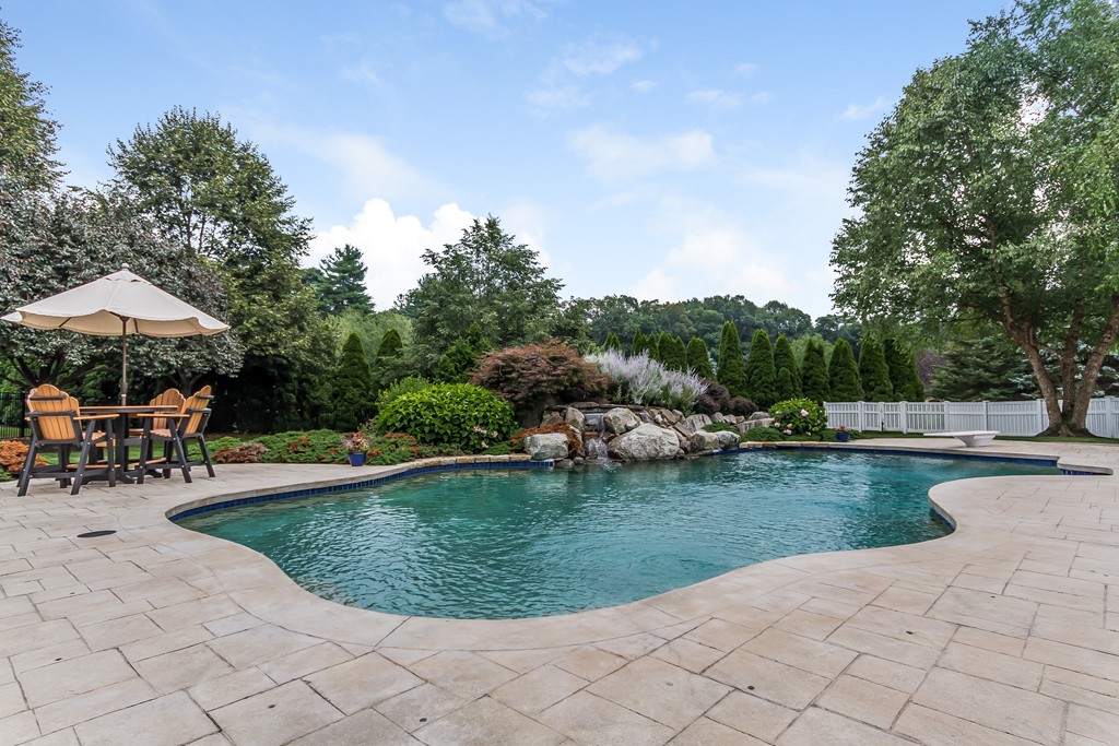 60 Hidden Valley Road Groton, MA 01450 - Photo 29 of 30 Gallery Image 29