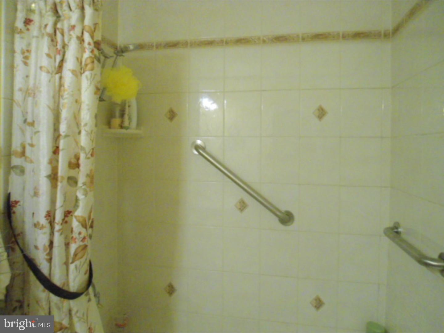8535 Ridgeway Street Philadelphia, PA 19111 - Photo 10 of 22 Gallery Image 10