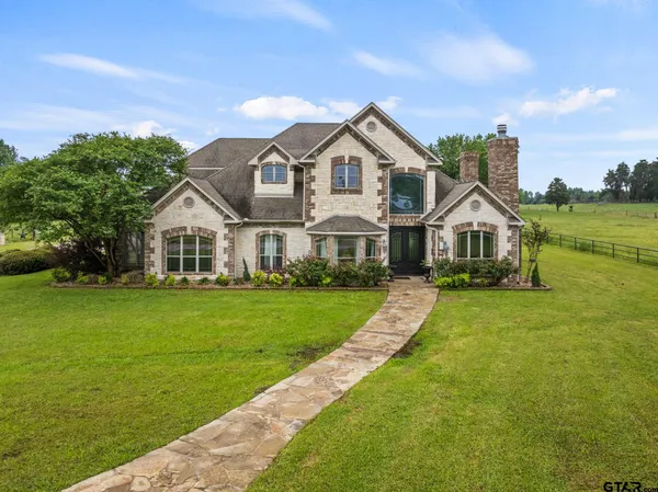 $1,350,000 | 2320 Highway 11, Pittsburg, TX 75686