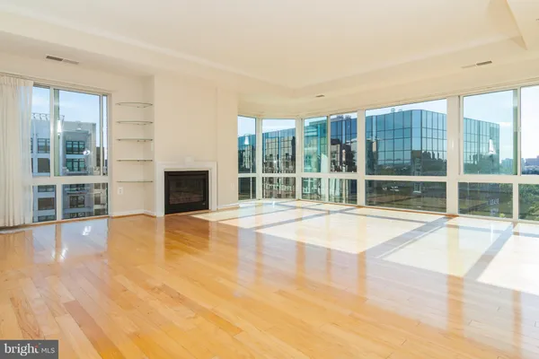 $3,200 | 3101 North Hampton Drive, Unit 1618, Alexandria, VA 22302