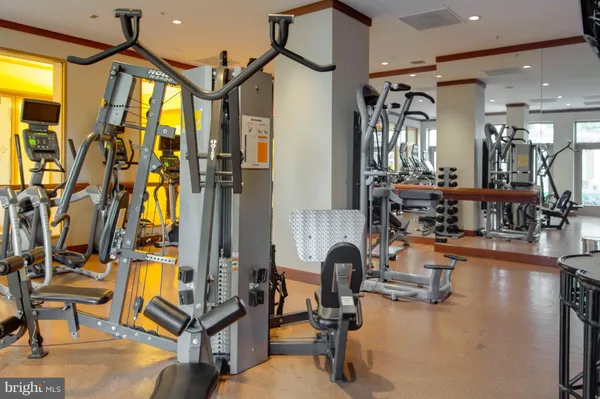 $3,200 | 3101 North Hampton Drive, Unit 1618, Alexandria, VA 22302