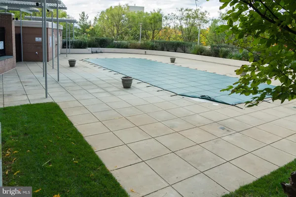 $3,200 | 3101 North Hampton Drive, Unit 1618, Alexandria, VA 22302