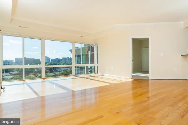 $3,200 | 3101 North Hampton Drive, Unit 1618, Alexandria, VA 22302