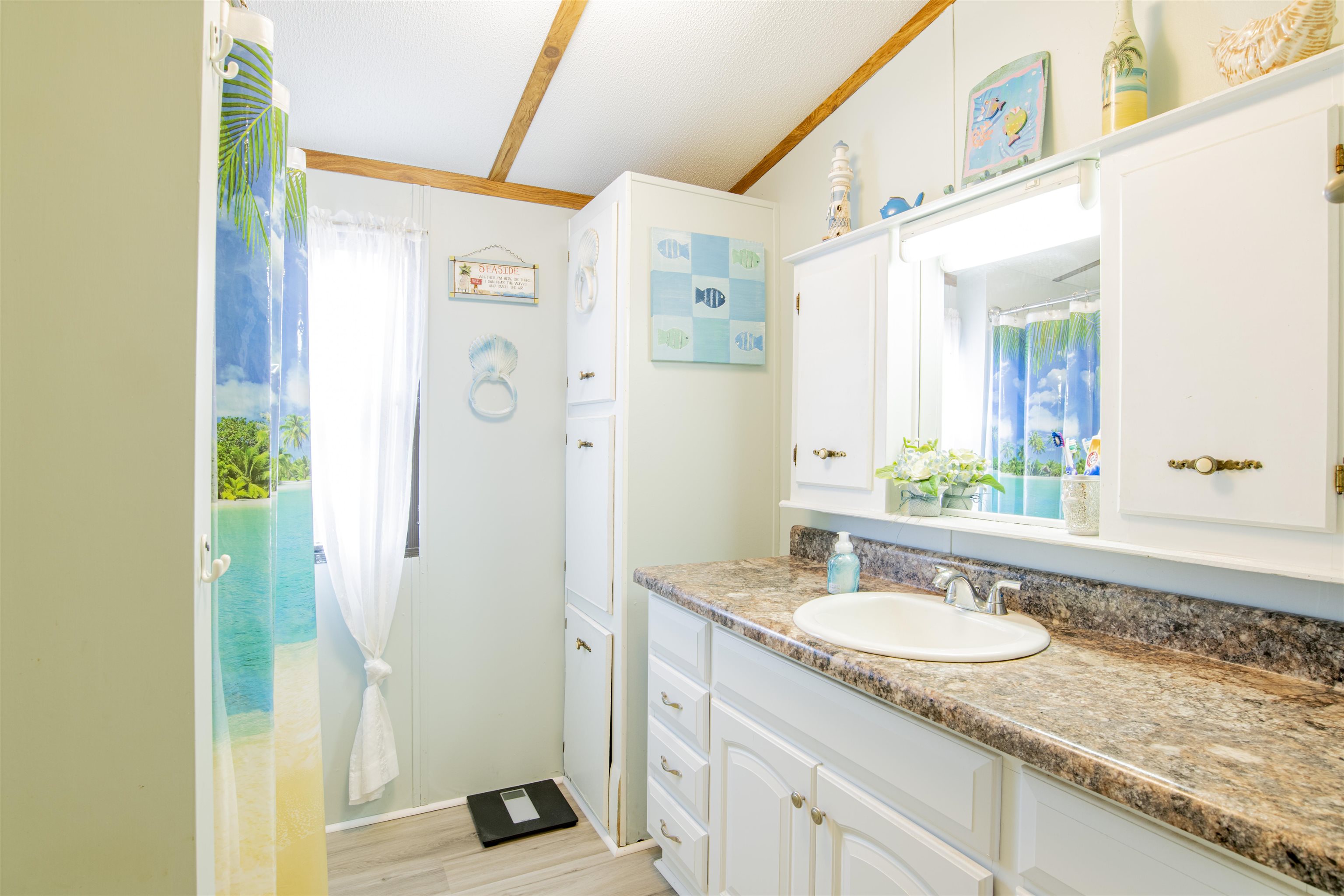 1663 Spanish Cove Drive Lillian, AL 36549 - Photo 12 of 22 Bathroom
