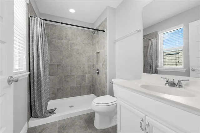 $4,200 | 8807 Eden Cove Drive, Winter Garden, FL 34787