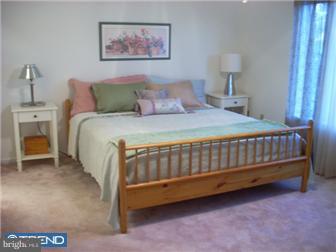 45 Geraldine Road East Windsor, NJ 08520 - Photo 7 of 11 Bedroom - Main