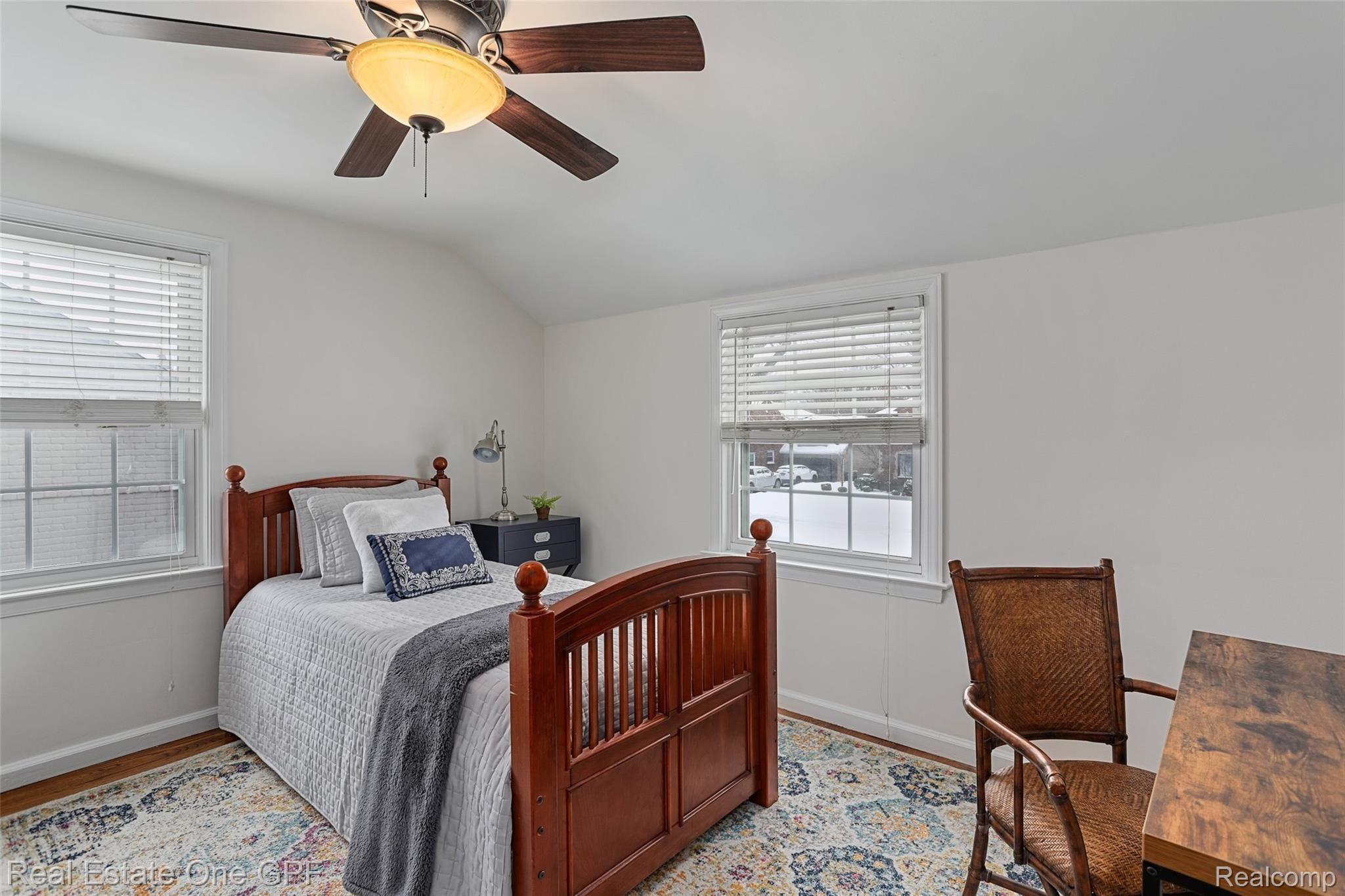 1094 Roslyn Road Grosse Pointe, MI 48236 - Photo 24 of 41 1094 Roslyn Road, Grosse Pointe Woods - 23.jpg