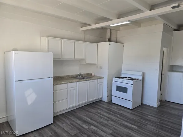 $1,300 | 1911 Princeton Street, Unit B, North Las Vegas, NV 89030