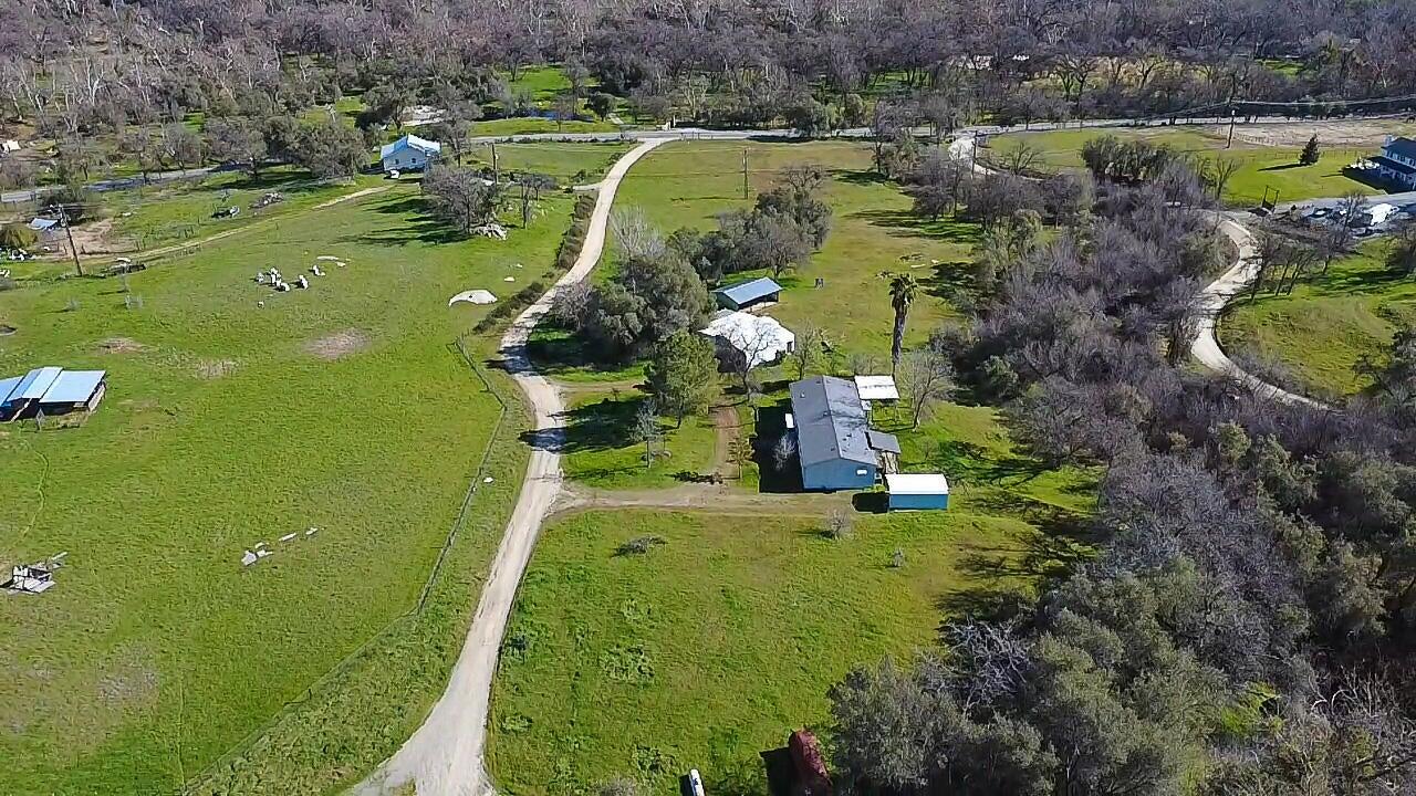 43329 North Fork Drive, Unit A Three Rivers, CA 93271 - Photo 5 of 7