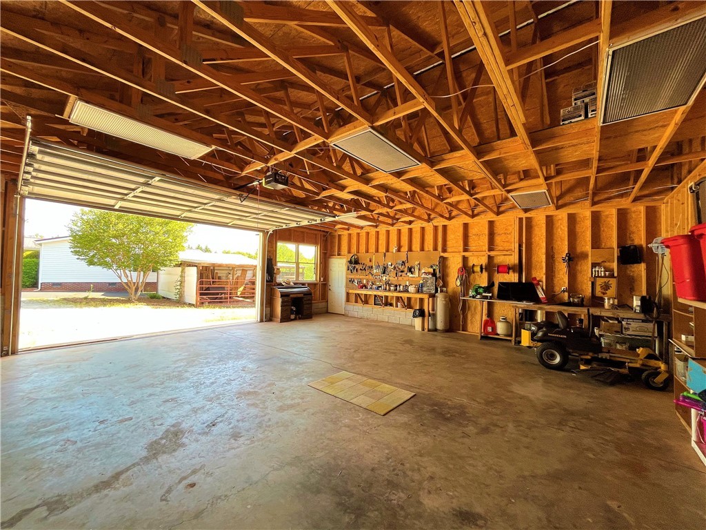 1529 Old Seneca Road Central, SC 29630 - Photo 19 of 25 Gallery Image 19