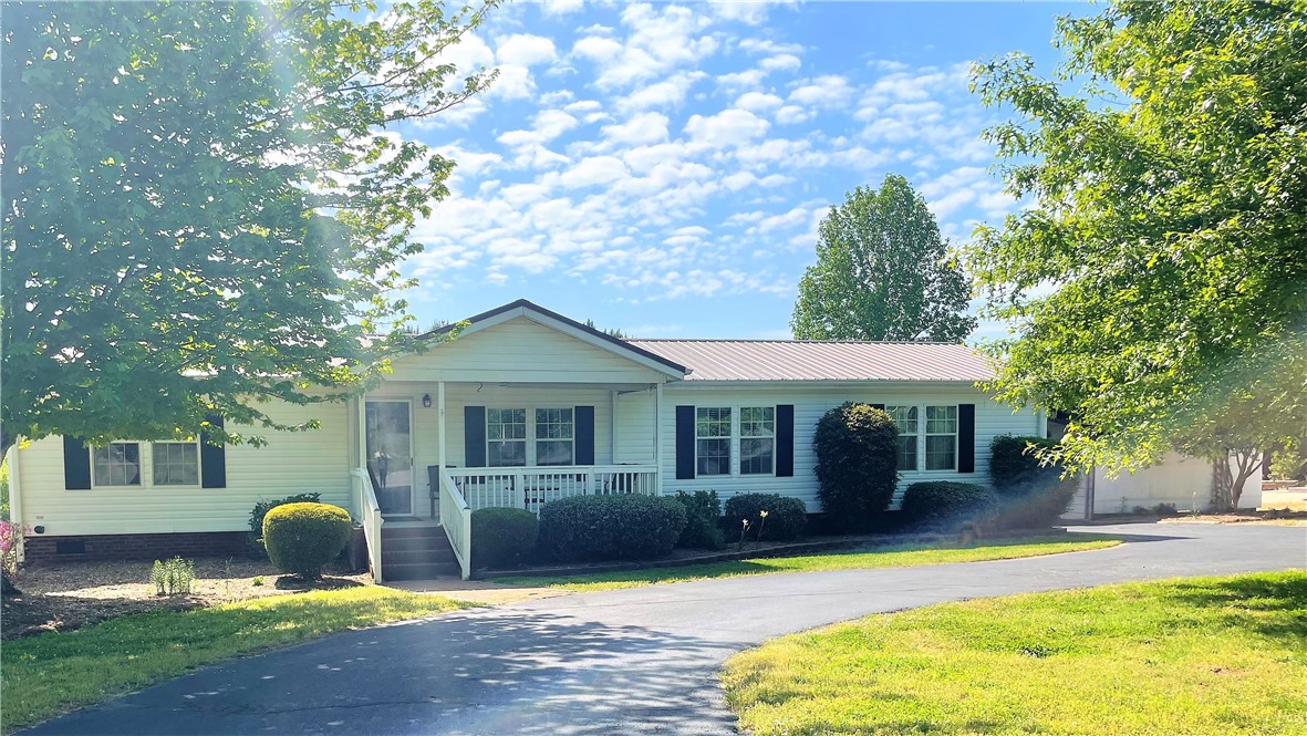 1529 Old Seneca Road Central, SC 29630 - Photo 2 of 25 Gallery Image 2