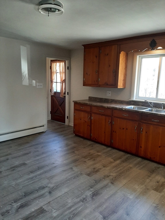 76 Hall Road Sturbridge, MA 01566 - Photo 9 of 21