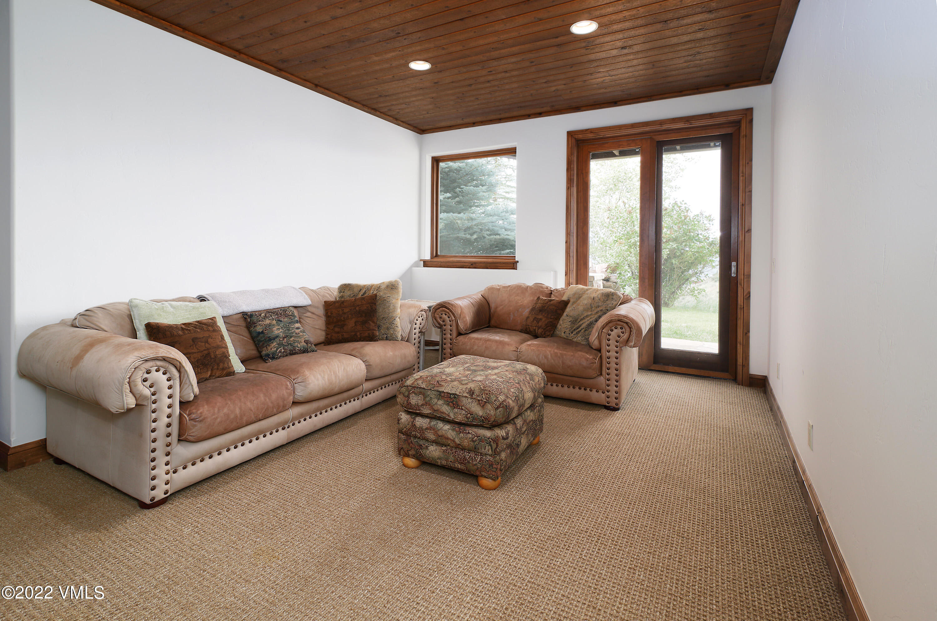 5786 Wildridge Road, Unit B Avon, CO 81620 - Photo 22 of 34 5786_wildridge_family_1