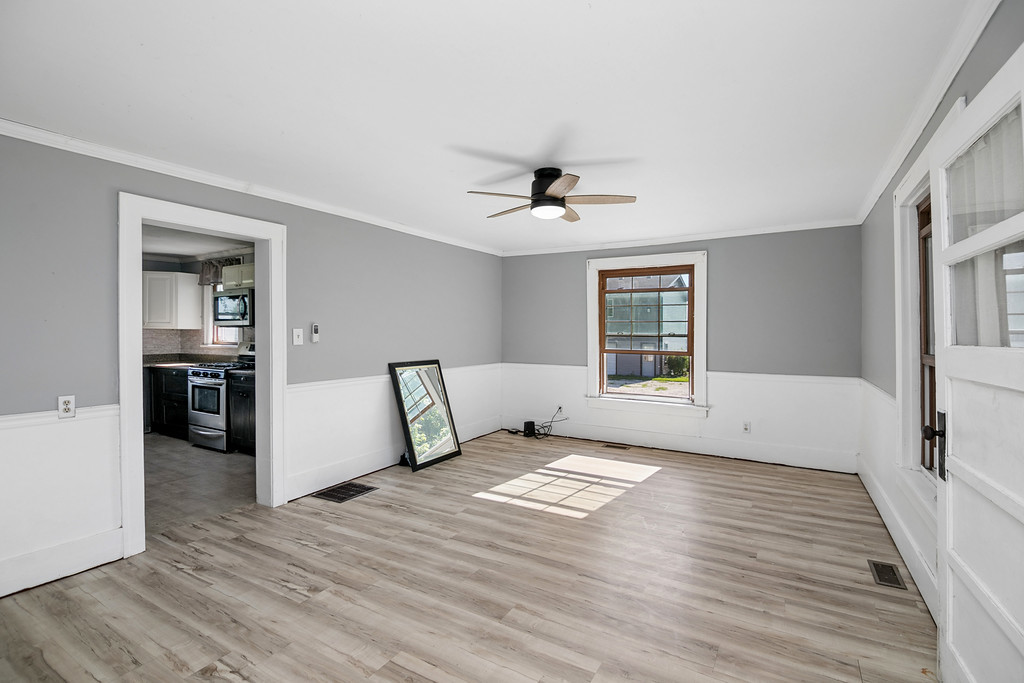 650 East 2200 North Road Danforth, IL 60930 - Photo 6 of 31