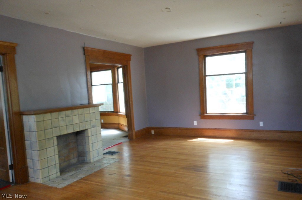 814 Fulton Road Northwest Canton, OH 44703 - Photo 5 of 17