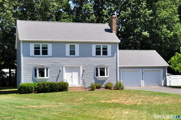 $469,900 | 30 Hampden Place, Windsor, CT 06095