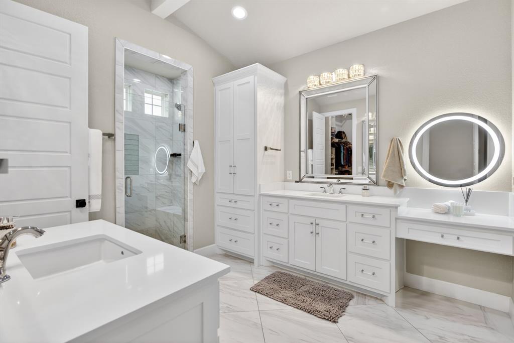 4004 Legend Trail Granbury, TX 76049 - Photo 18 of 33
