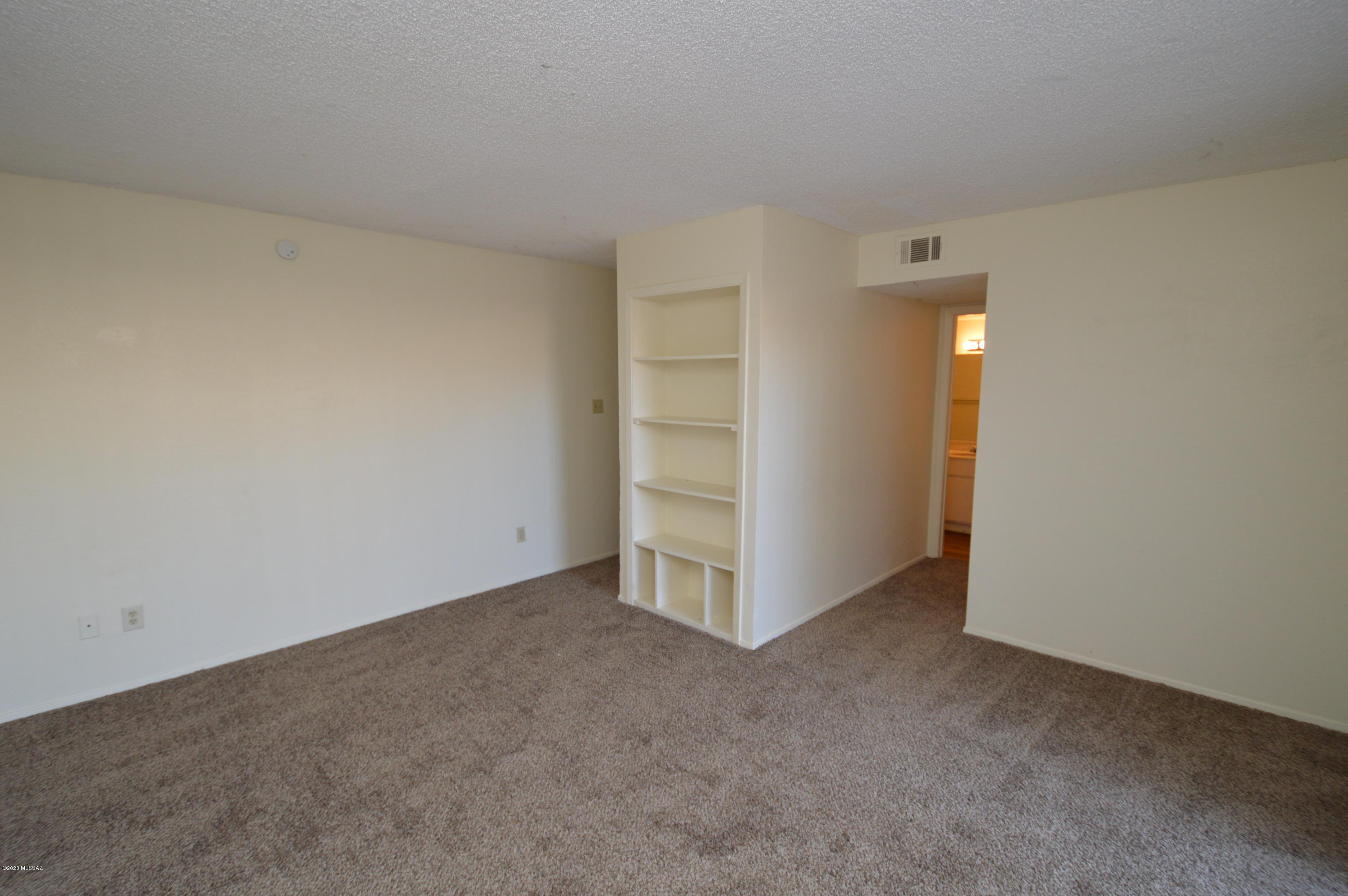 1620 North Wilmot Road, Unit B304 Tucson, AZ 85712 - Photo 8 of 13