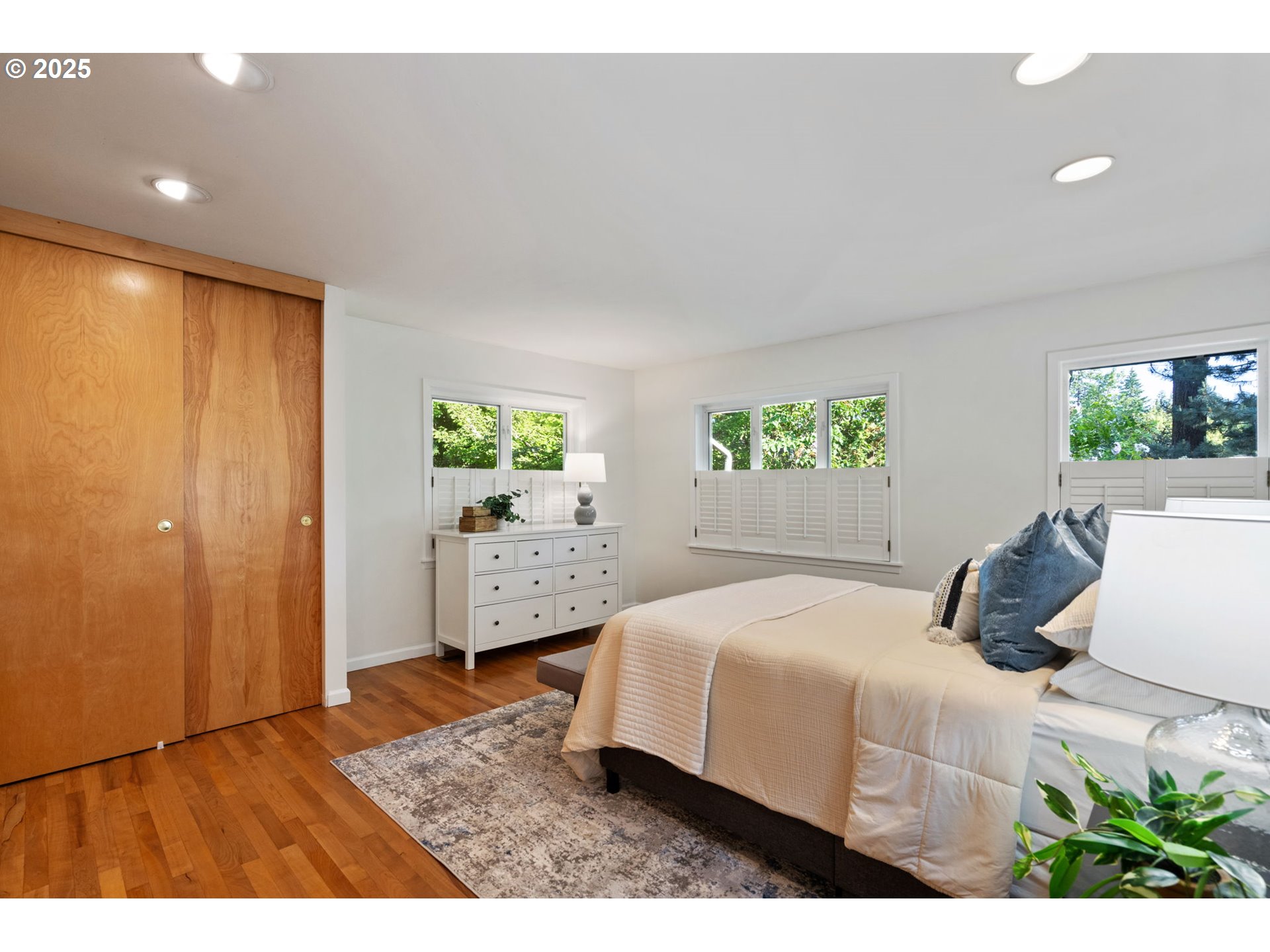2941 Southwest Moss Street Portland, OR 97219 - Photo 18 of 39 Gallery Image 18