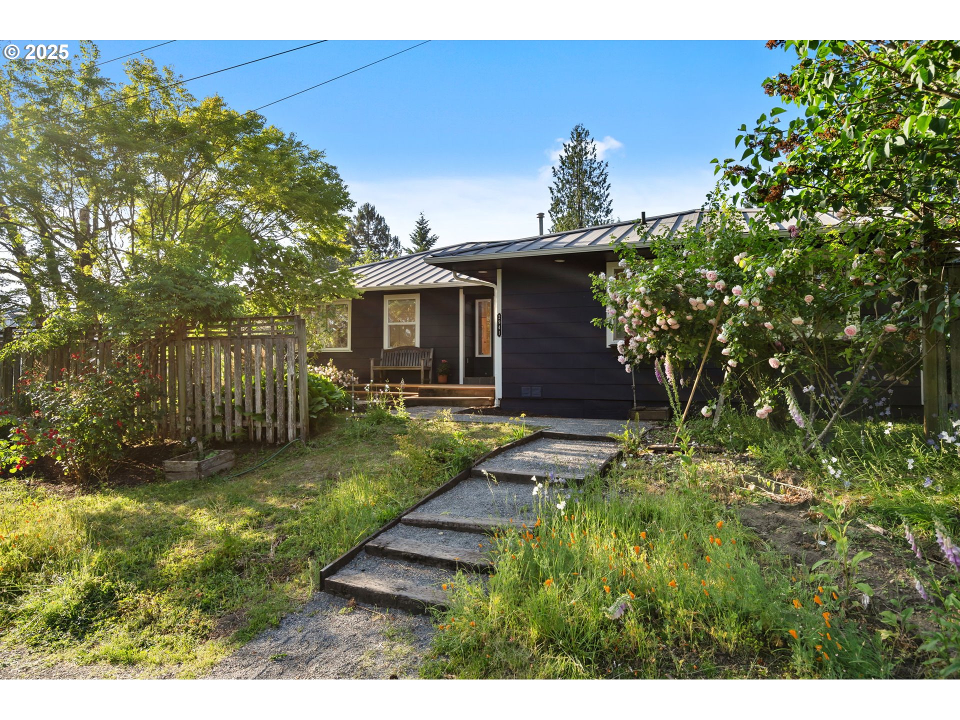2941 Southwest Moss Street Portland, OR 97219 - Photo 2 of 39 Gallery Image 2