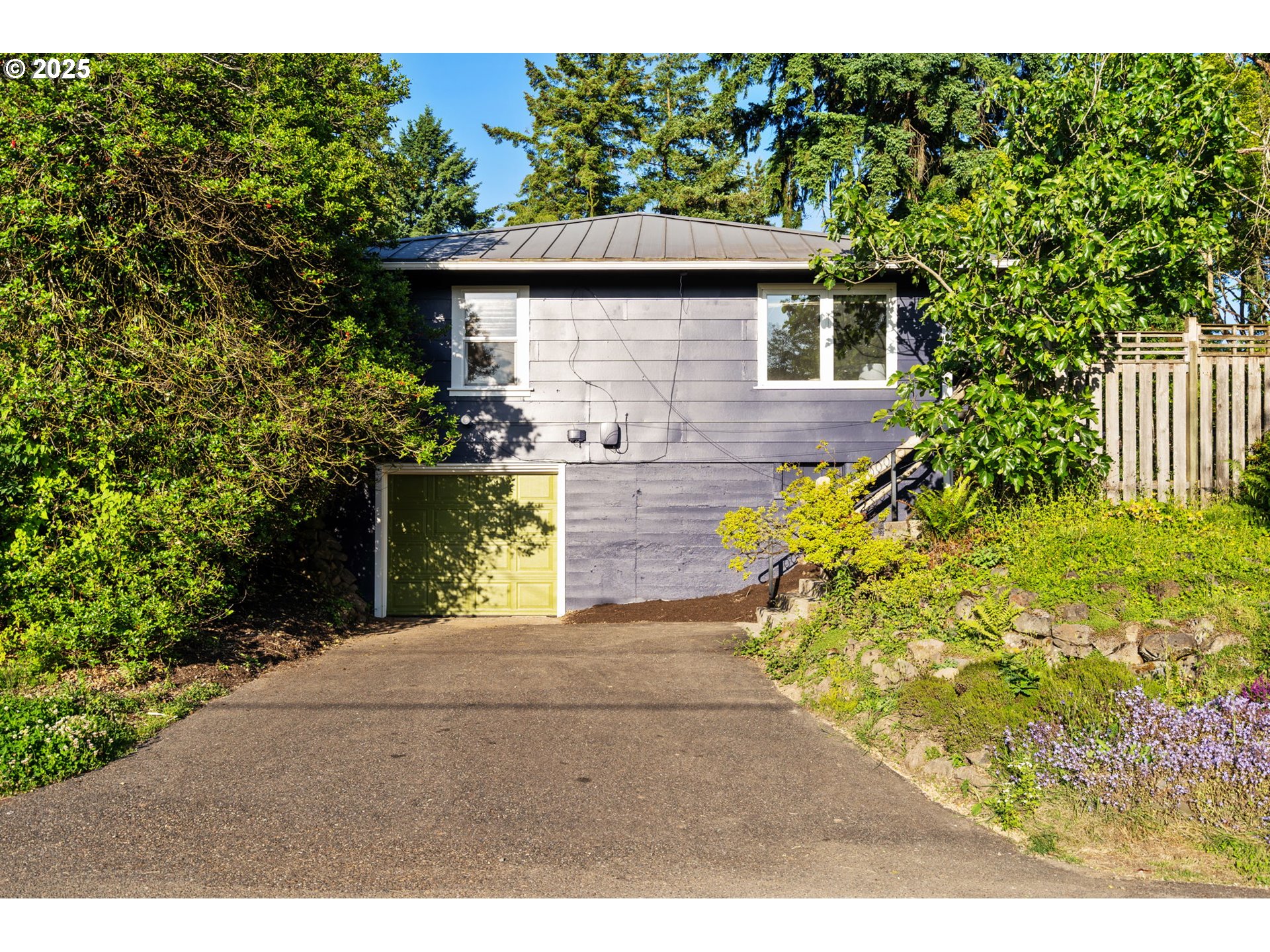 2941 Southwest Moss Street Portland, OR 97219 - Photo 29 of 39 Gallery Image 29