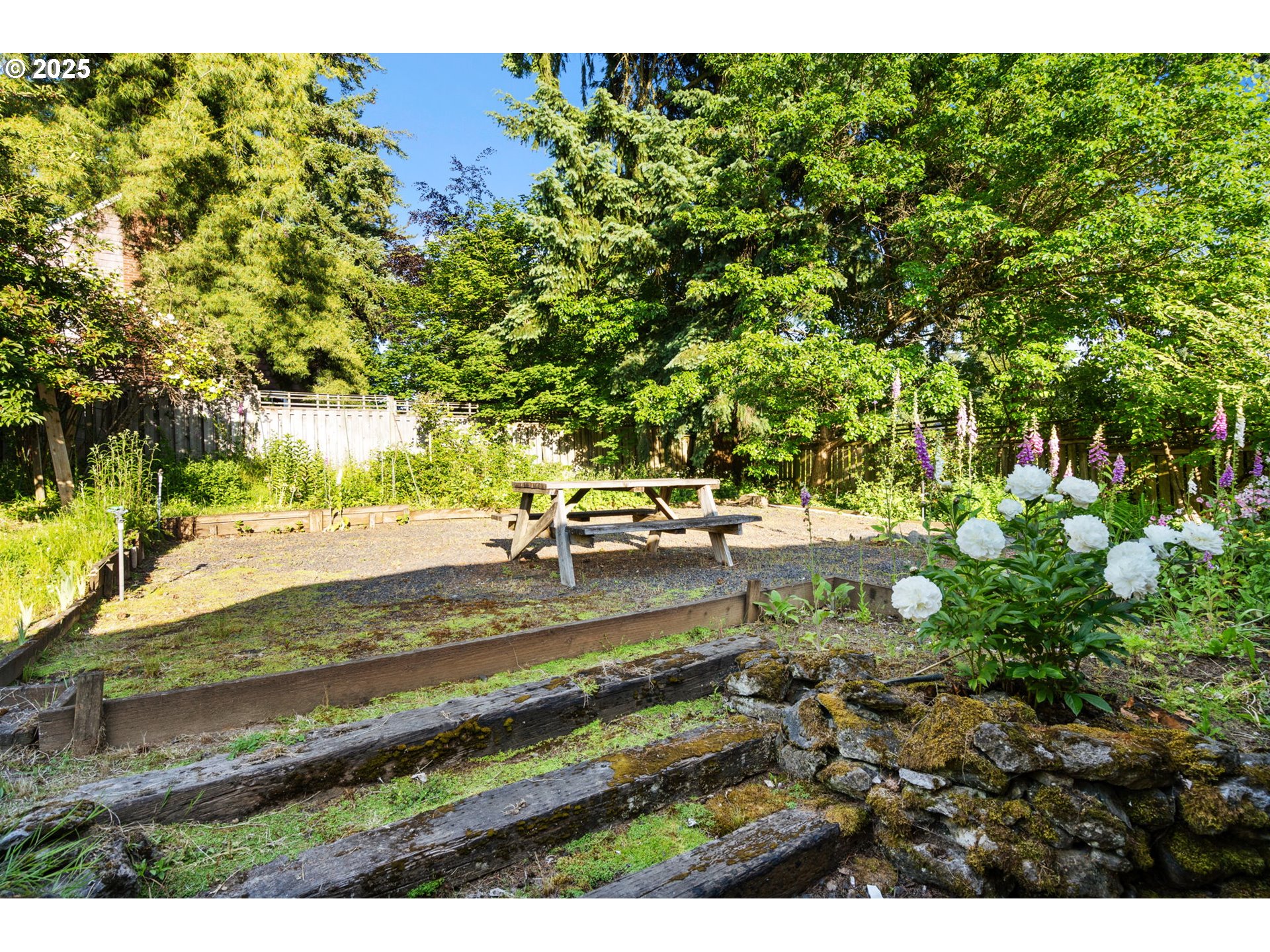 2941 Southwest Moss Street Portland, OR 97219 - Photo 32 of 39 Gallery Image 32
