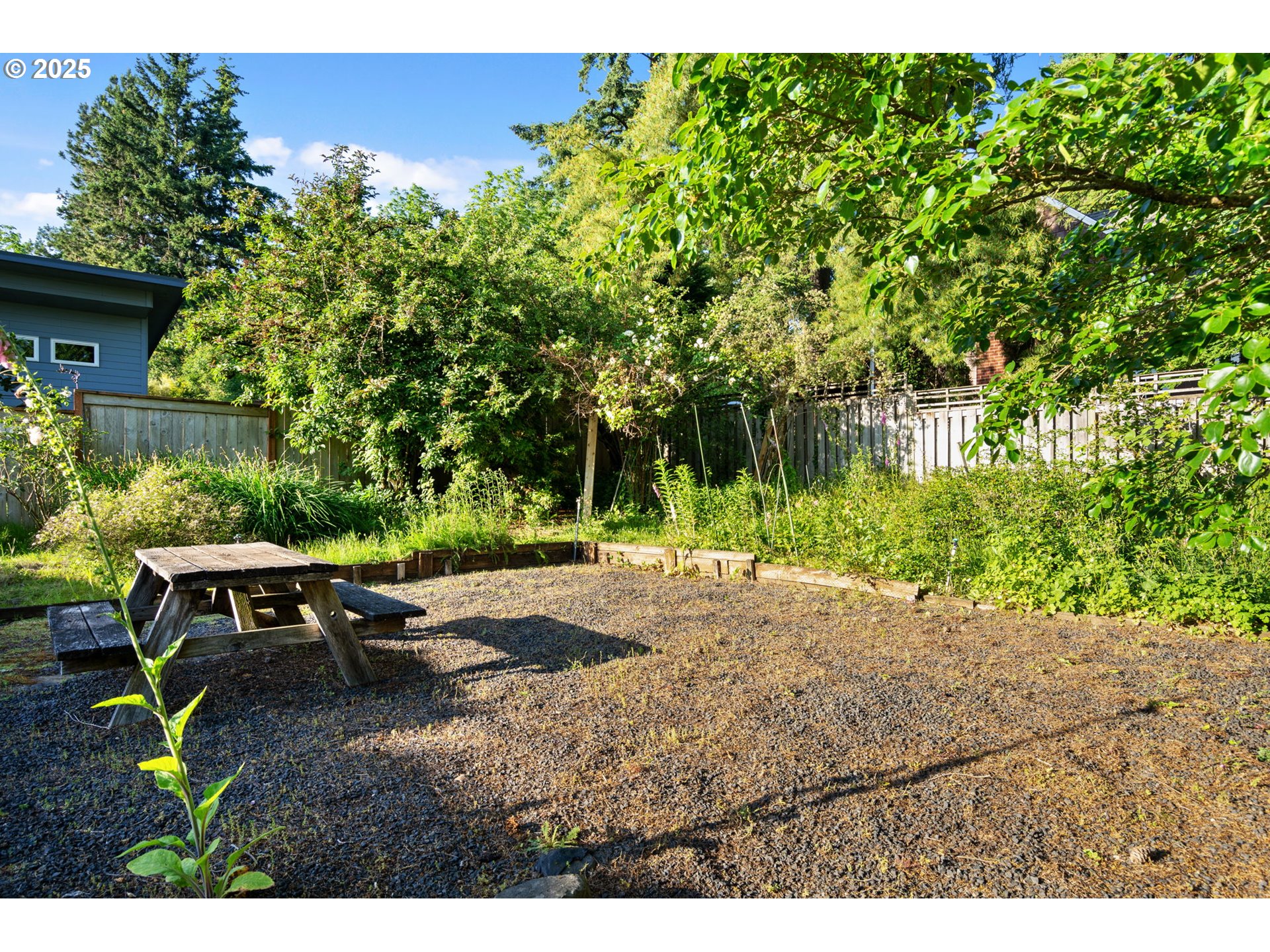 2941 Southwest Moss Street Portland, OR 97219 - Photo 34 of 39 Gallery Image 34