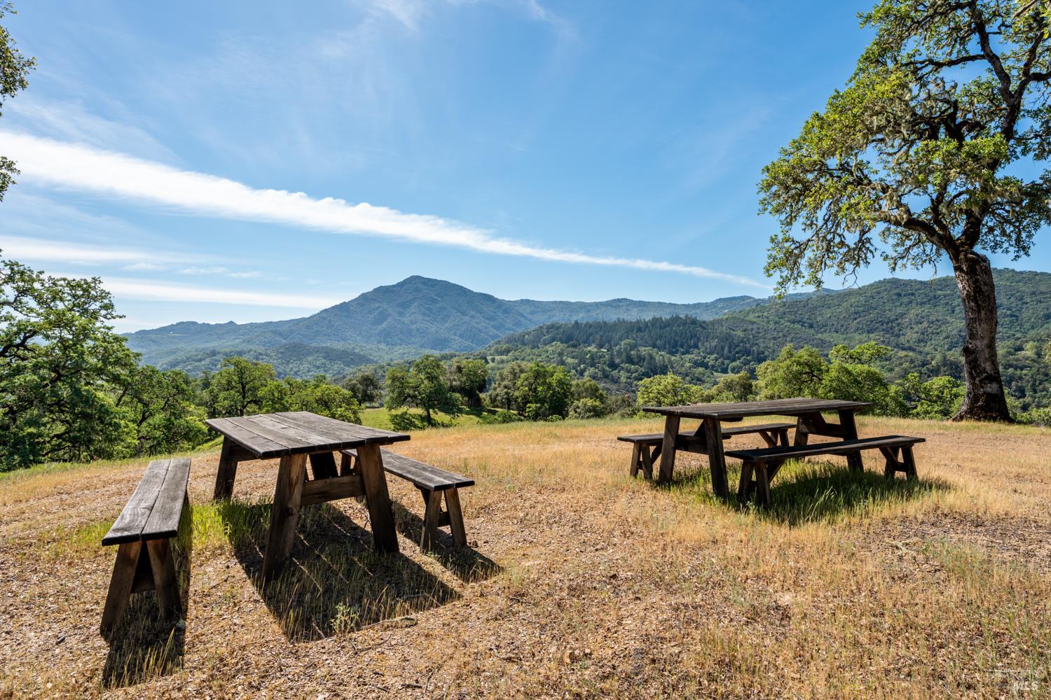 2800 Feliz Creek Road Hopland, CA 95449 - Photo 21 of 48 a view of a roof with sitting area