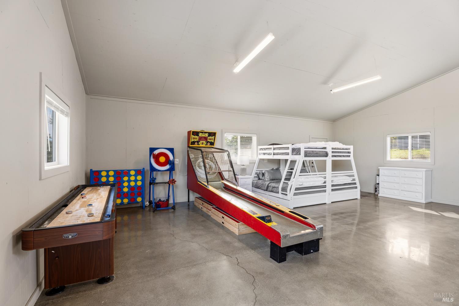 2800 Feliz Creek Road Hopland, CA 95449 - Photo 10 of 48 a room with furniture and gym equipment