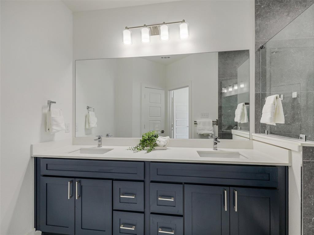 7331 Rubio Place Dallas, TX 75235 - Photo 17 of 26