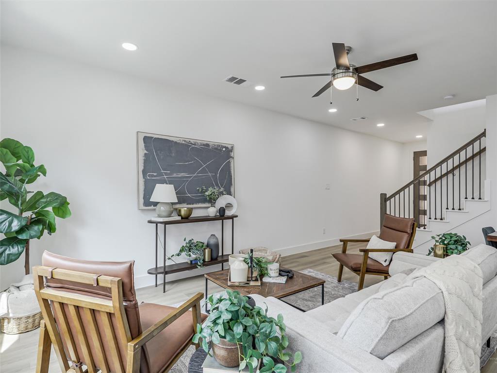 7331 Rubio Place Dallas, TX 75235 - Photo 6 of 26